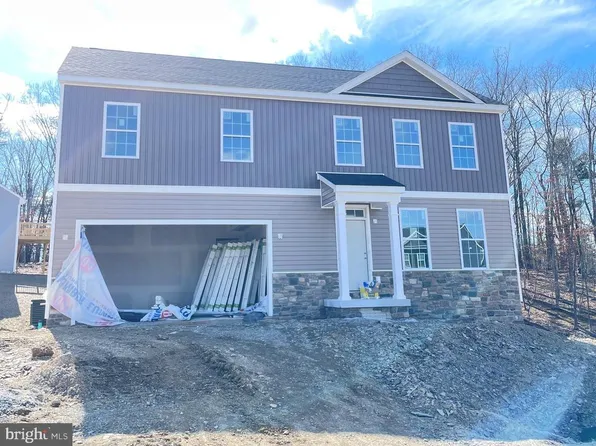 137 Thyme Way, Bunker Hill, WV 25413