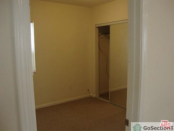 5th image of 1034 W 65th St