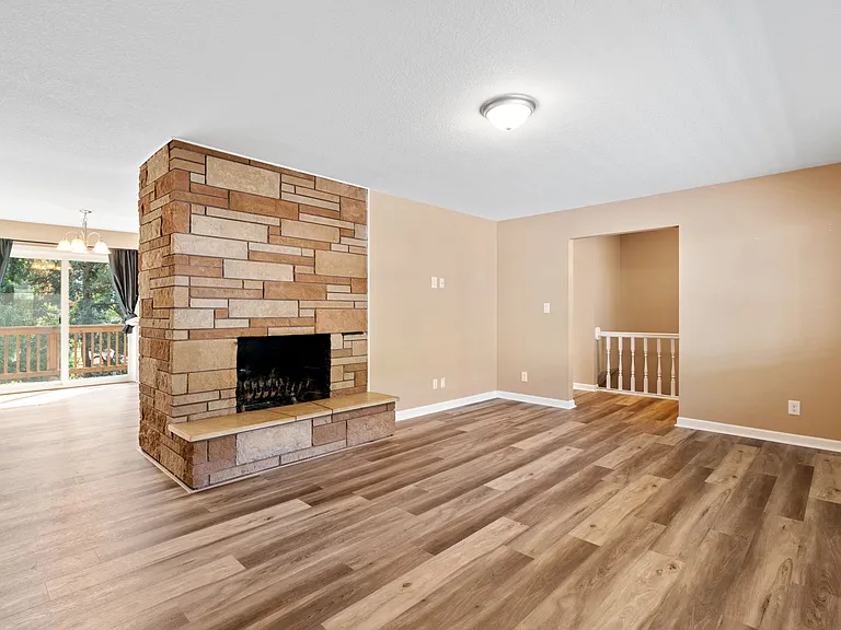 1216 Spruce St — Photo 11