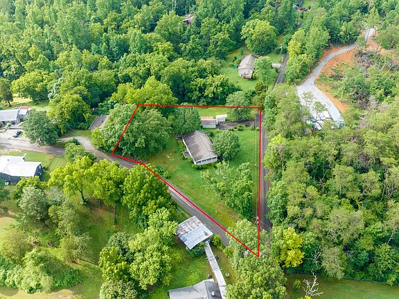 2nd image of 8332 White Ln