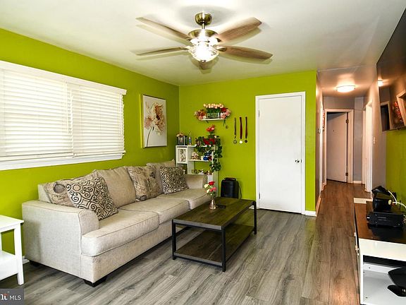 5th image of 6114 Osborn Rd