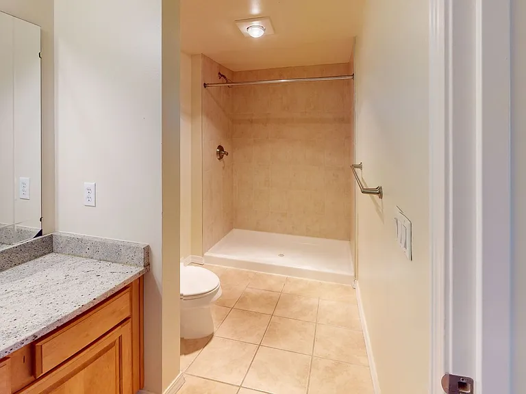 The Fulton Apartments — Photo 28