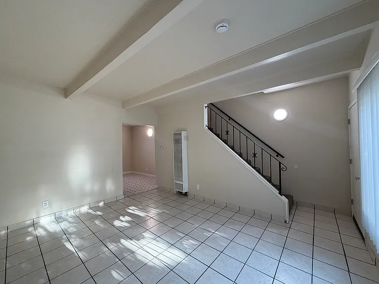 Casa de Luna Townhomes — Photo 7
