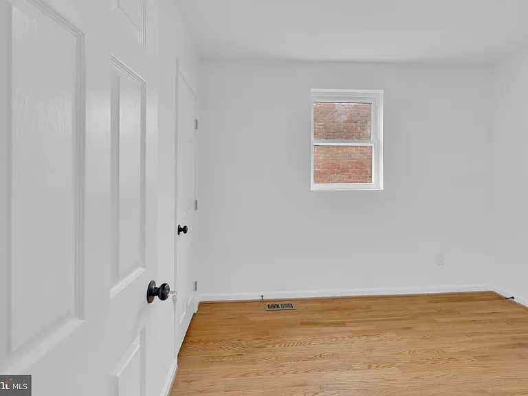 518 Oglethorpe St NE — Photo 38