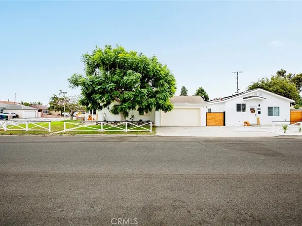 9132 & 9130 McClure Ave, Westminster, CA 92683