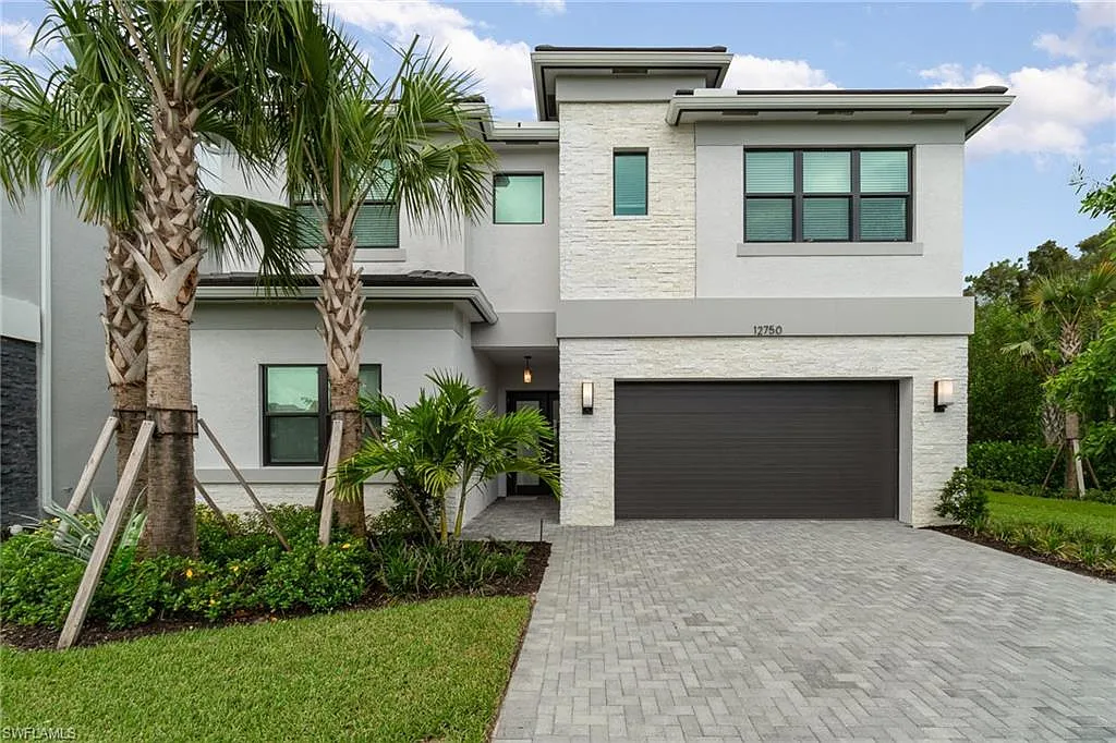 Rivercreek In Estero — Photo 1