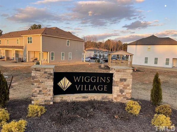 2021 Wiggins Village Dr