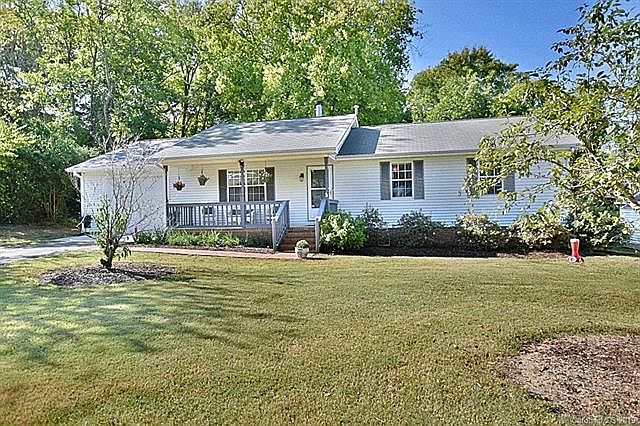 1st image of 319 Meyer Ln