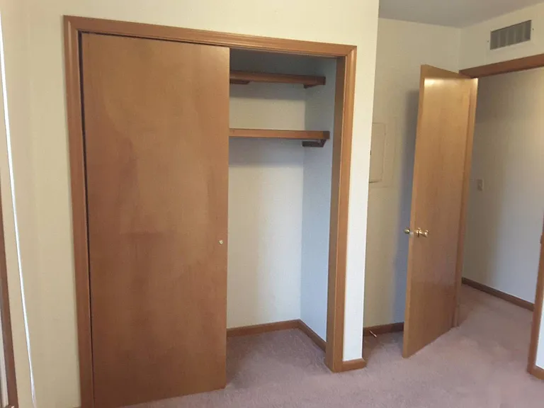 205 Stonewall Ct — Photo 15