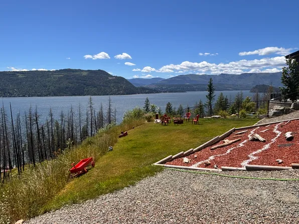 5208 Celista Pl, Columbia Shuswap, BC V0E 1M6