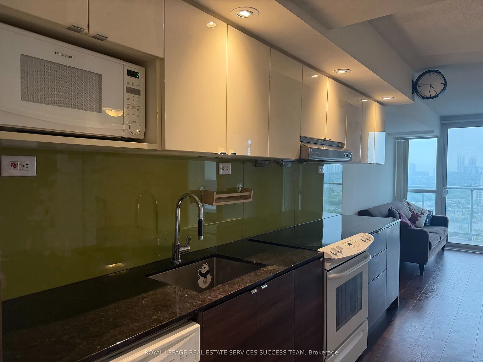 2 bed, $2,250 — Photo 3