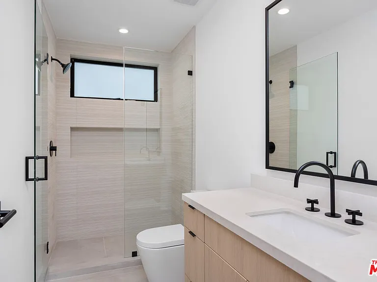 5313 Ben Ave #1 — Photo 17