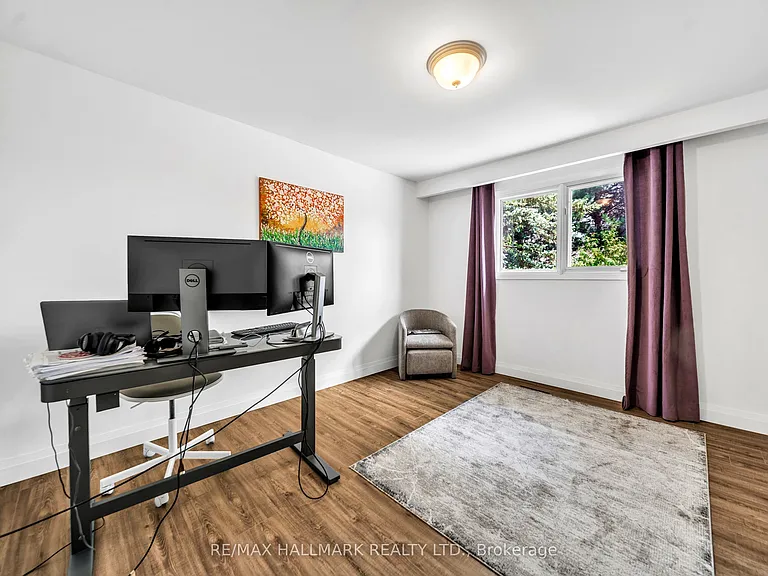 39 Sunnywood Cres — Photo 31