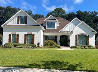 127 Sedgefield Ave, Fairhope, AL 36532