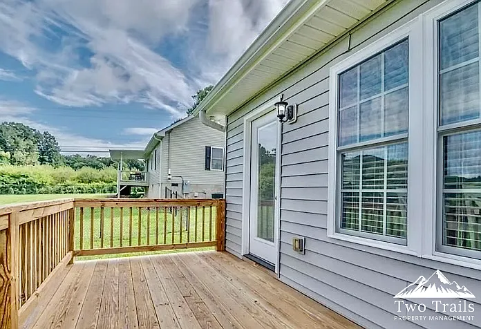 28 Trillium Meadows Ln — Photo 10
