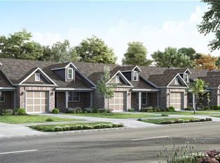 370 Rosenwald Ln, Hampton, GA 30228