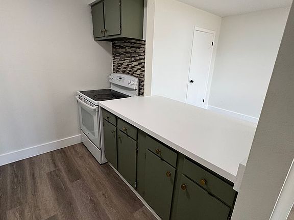 4th image of 2121 Cleary Ave APT 10