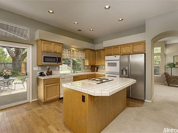 5th image of 3179 Brackenwood Pl