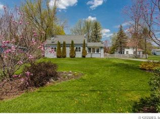 28 Greyson Rd, Rochester, NY 14623