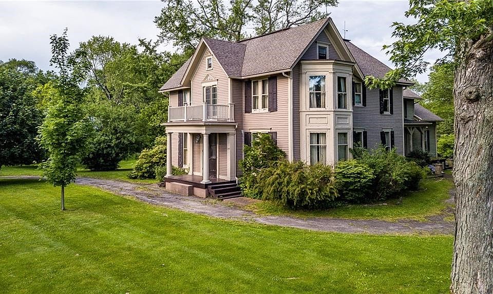 249 S Main St, Fairport, NY 14450 Zillow