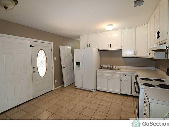 5th image of 1326 Buena Vista Dr