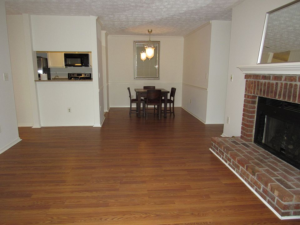 Main Floor Living Room