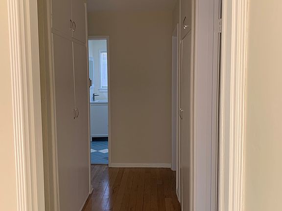 Hallway to Bedrooms and Bathroom