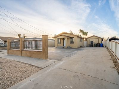 10538 Valencia St, Bloomington, CA, 92316