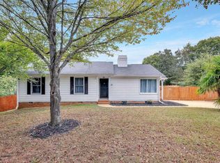 20 Paddock Ln, Greer, SC 29650