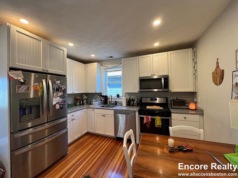 1st image of 31 Highland Ave #1