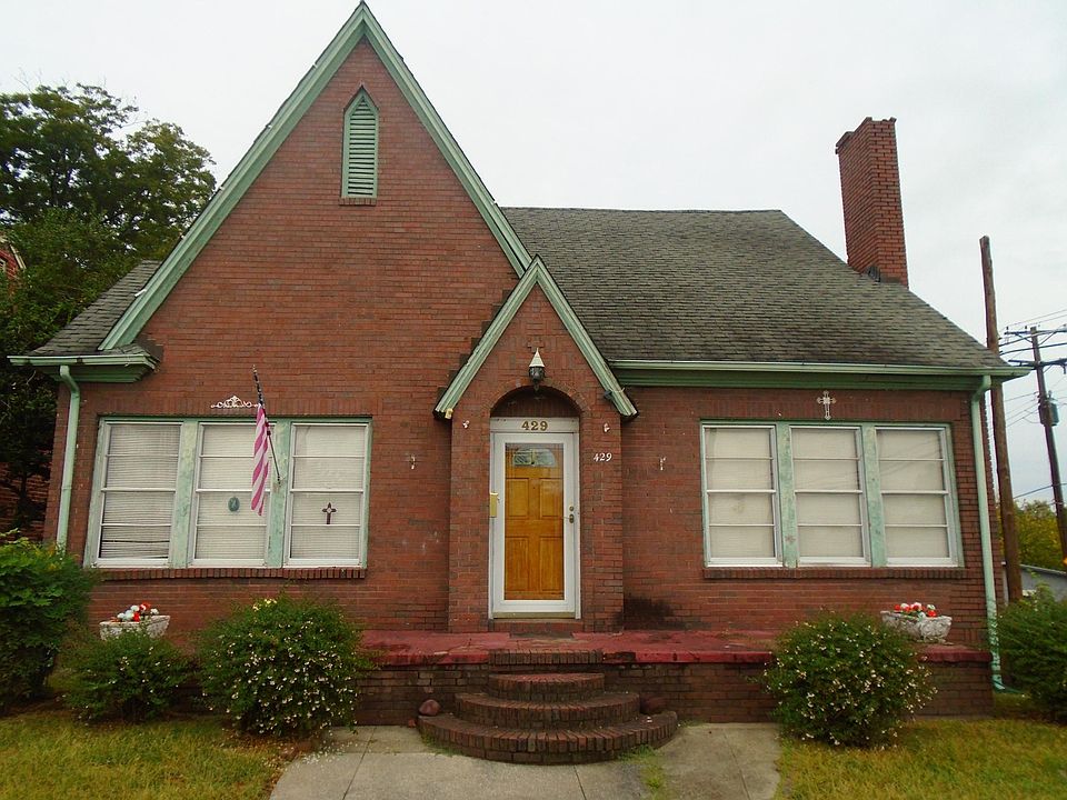 1st image of 429 E Scott Ave