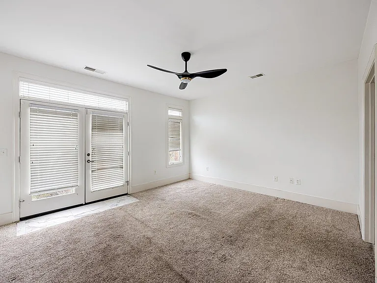 614 Tennessee St #201 — Photo 13