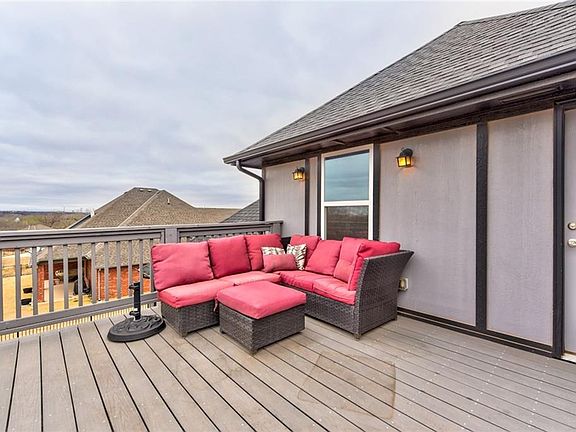 2nd image of 10513 Concord Dr