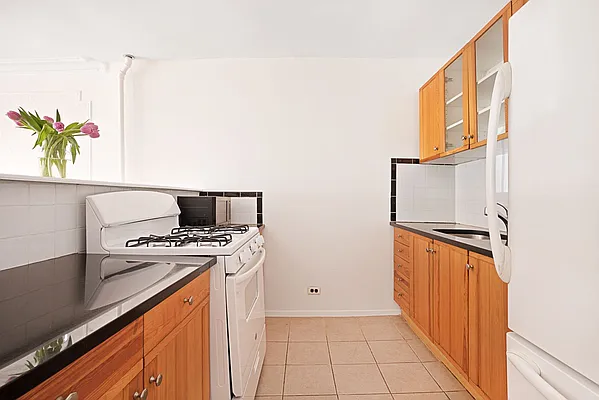 Rented by Compass | media 4