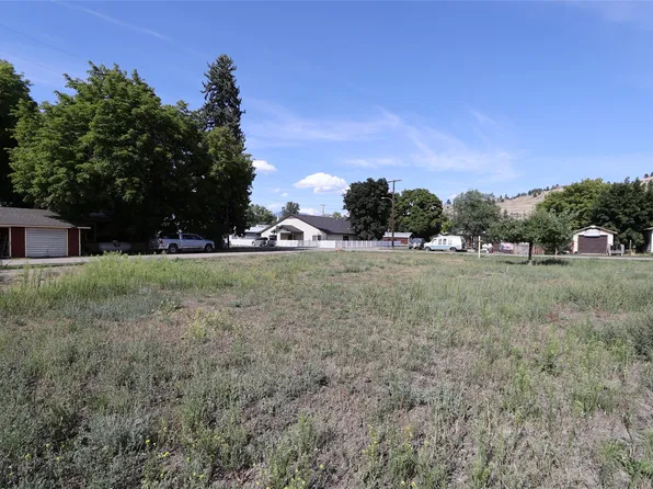 Nhn Boyer St, Plains, MT 59859