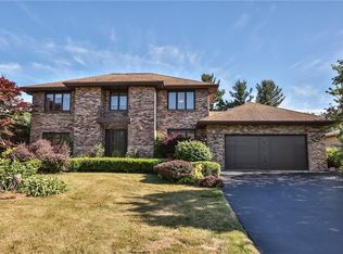 85 Old Well Rd, Rochester, NY 14626