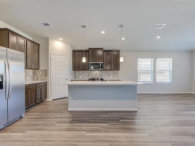 21514 Pachino Ln — Photo 27