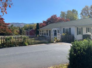 5868 Robinson Rd, Young Harris, GA 30582