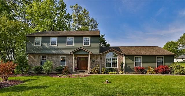 1st image of 565 Roberts Rd