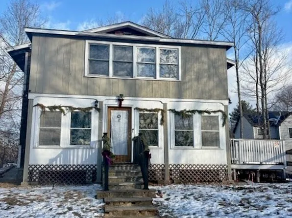 25 Belmont St, Southbridge, MA 01550