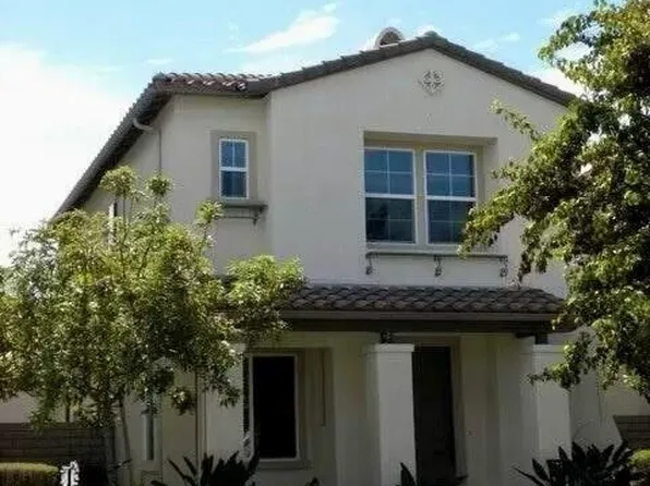 356 E B St, Port Hueneme, CA 93041