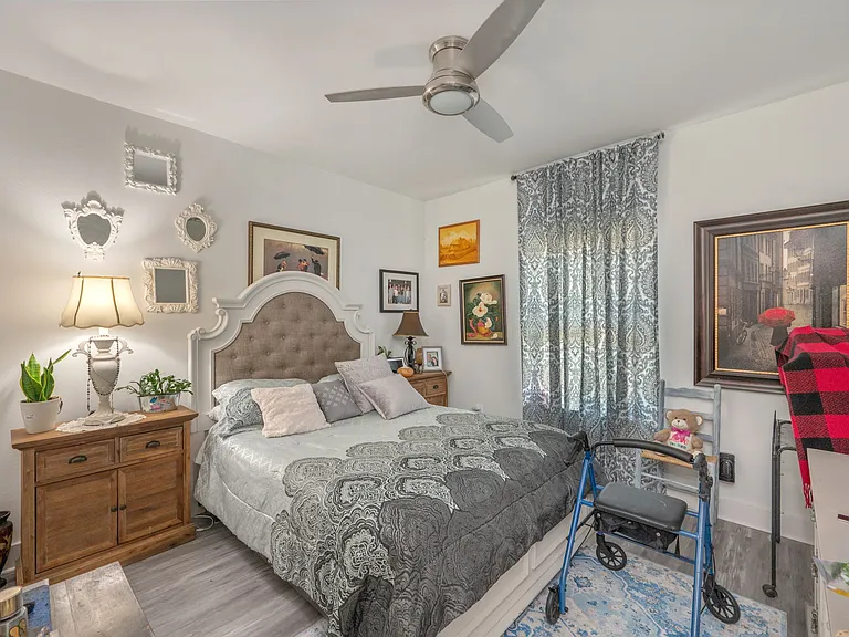 150 E Hibiscus Ave — Photo 23