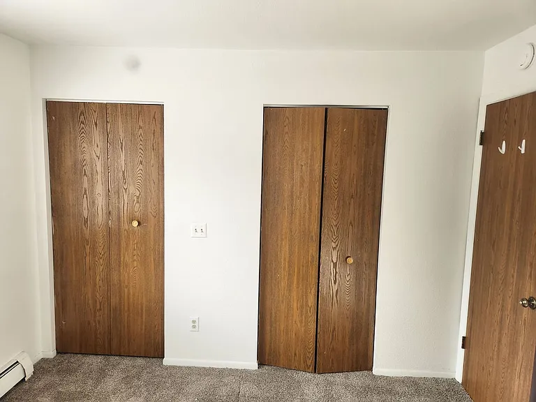 410 Thornwild Dr — Photo 12