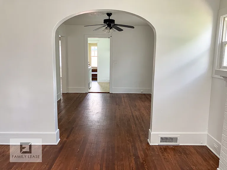 1034 W Macon St #B — Photo 3