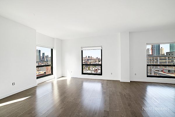 1st image of 11-39 49th Ave #1110