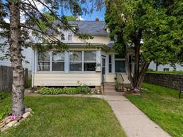 131 Delos St E, Saint Paul, MN 55107