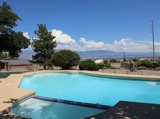 655 Spur Rd SE, Rio Rancho, NM 87124