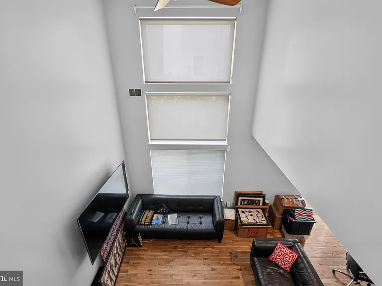 5607 Vantage Point Rd — Photo 16