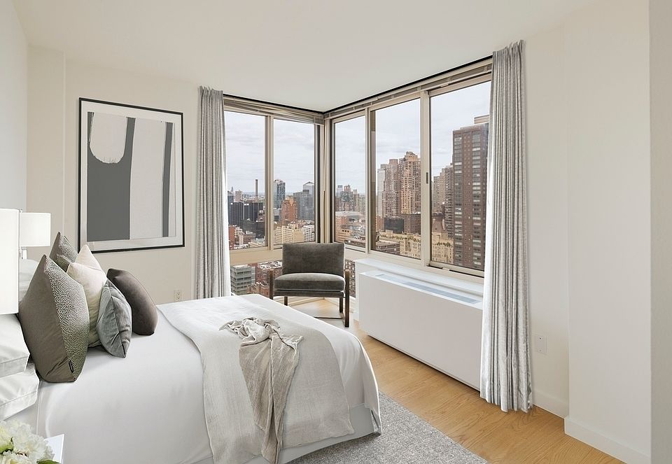 1st image of 260 W 54th St APT 37B