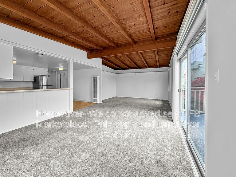 3516 Ocean Dr — Photo 5